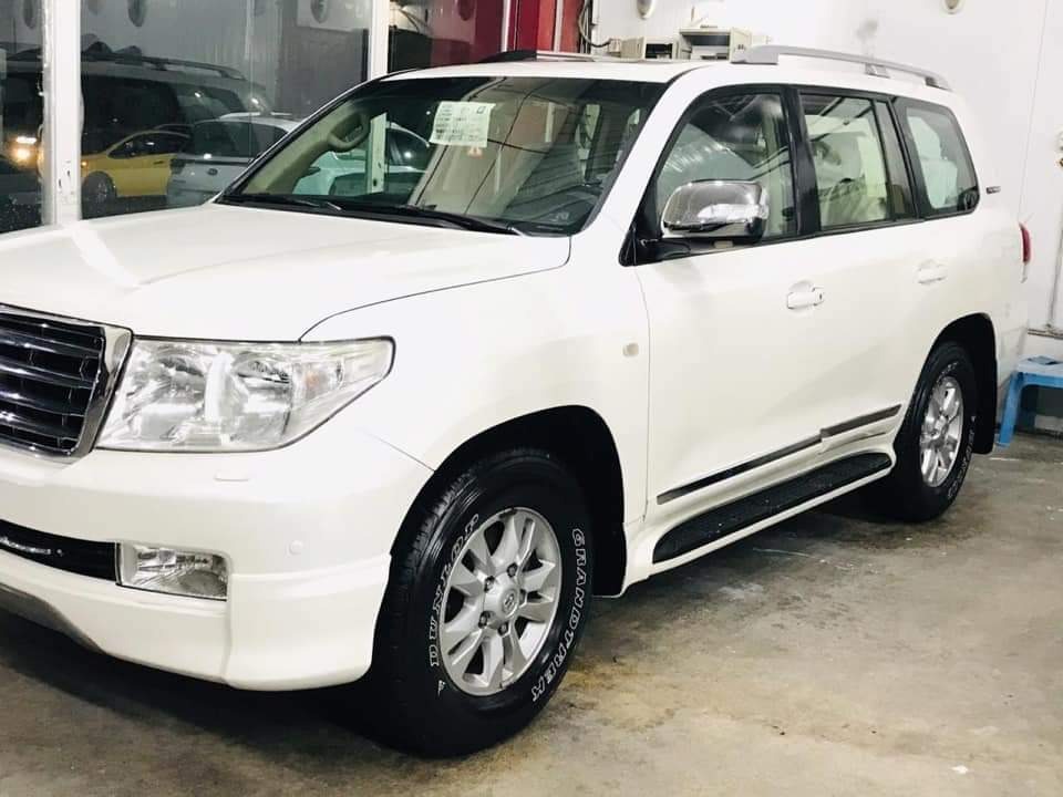 Toyota Land Cruiser